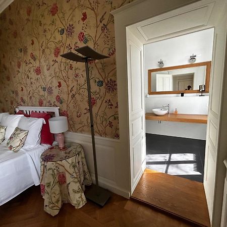 Le Chateau Lavigny Esterno foto