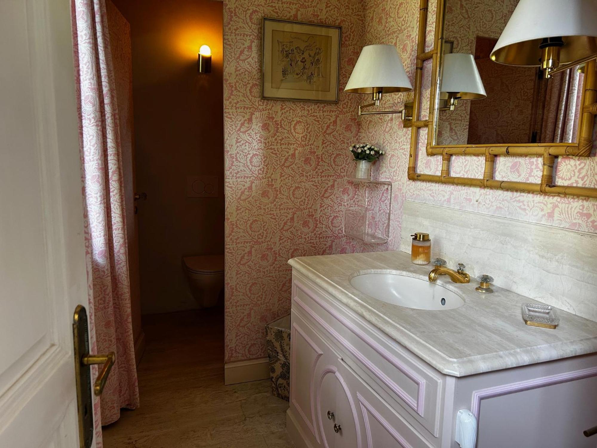 Le Chateau Lavigny Esterno foto