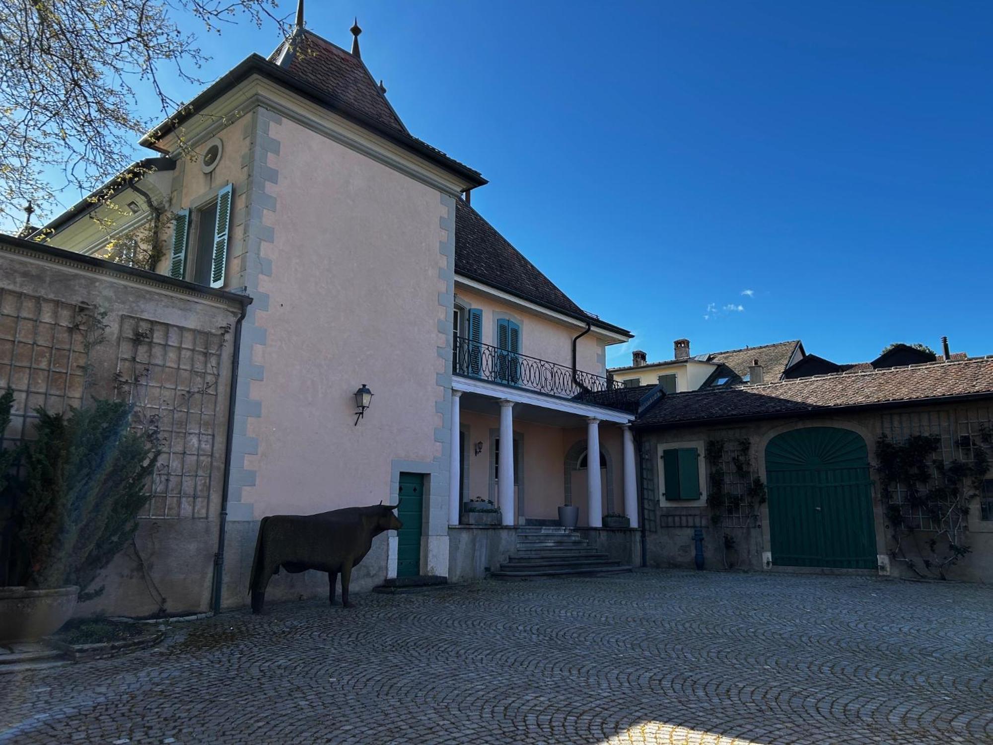Le Chateau Lavigny Esterno foto