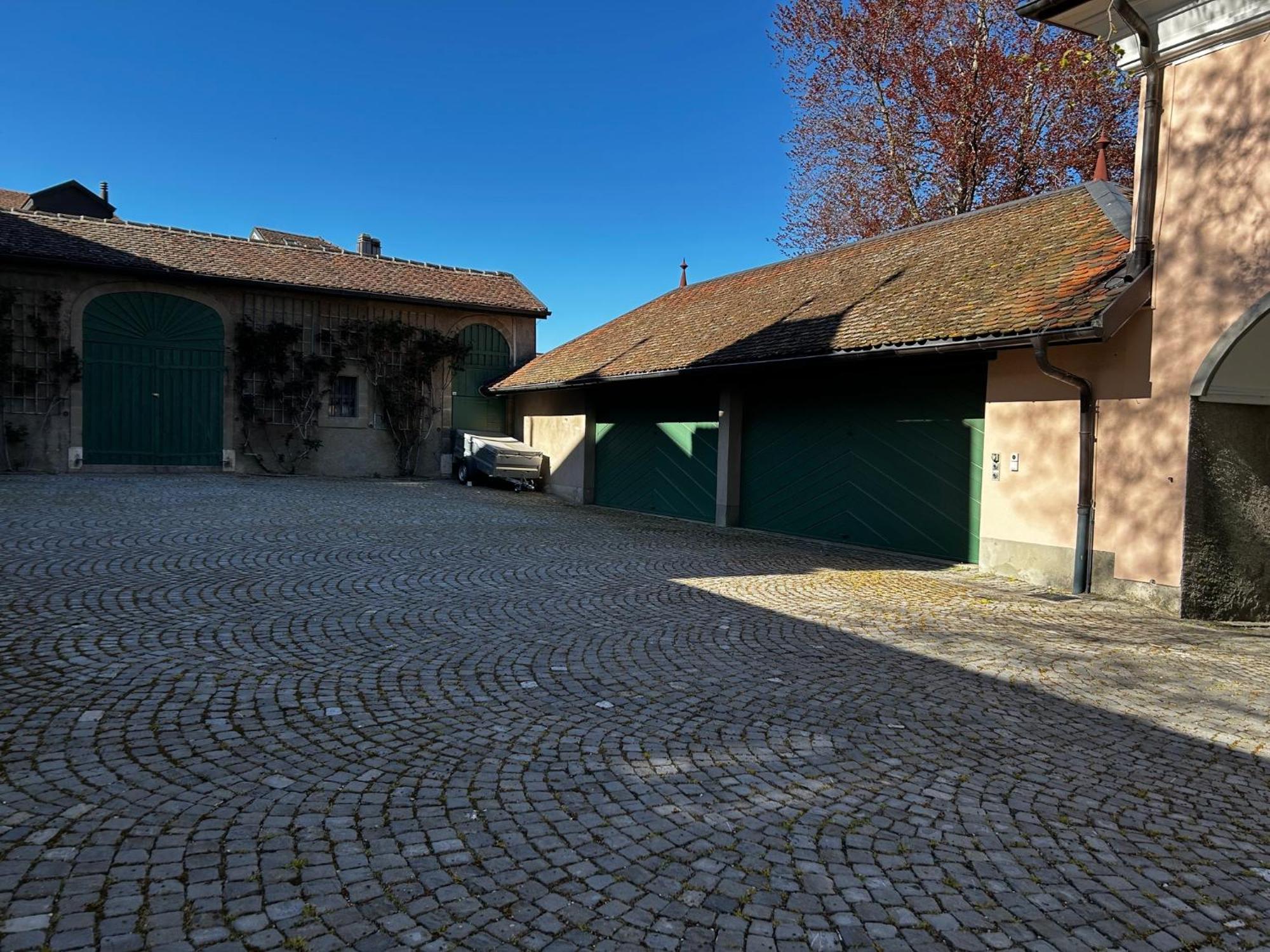 Le Chateau Lavigny Esterno foto